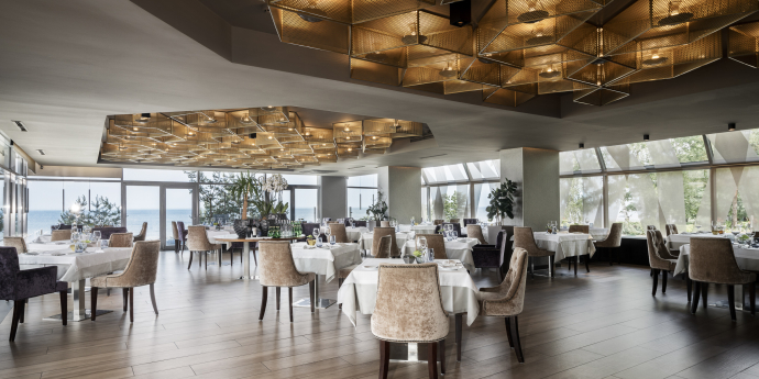 Amber View Restaurant – Seafood & Grill