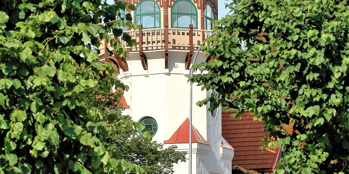 Dzīvojamā ēka – pasts