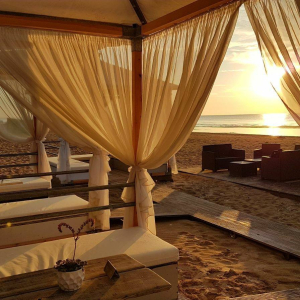 Diwalli beach bar