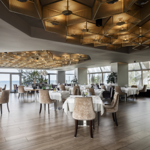 Amber View Restaurant – Seafood & Grill