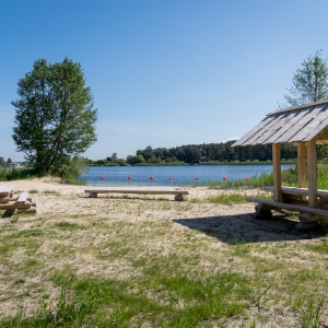 Atpūtas vieta Lielupes krastā Dadžupes ielas galā