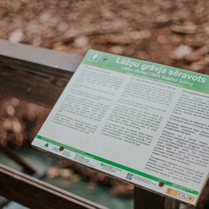 Lūžņu grāvja sēravota taka