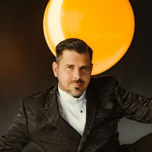 INTARA BUSUĻA un Abonementa orķestra koncerts “IZGAISMOTS” | Dzintaru koncertzāle