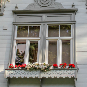 Meistarstāsti | Praktiskās apmācības vēsturisko koka logu restaurācijā | Jūrmalas Kultūrtelpas un vides dizaina centrs