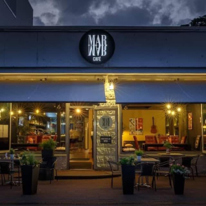 Sax Bomb Duo koncerts | MarMar Cafe