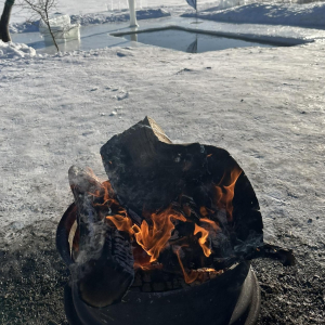 Meteņu ziemas pelde 2026 | Asaru pludmale