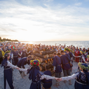 Jūrmala aicina baudīt Līgo nakts burvību jūras krastā