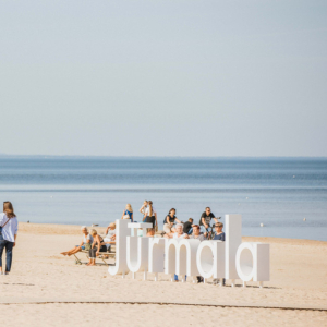 Swimming Season in Jūrmala: Beach Facilities, Amenities and Safety